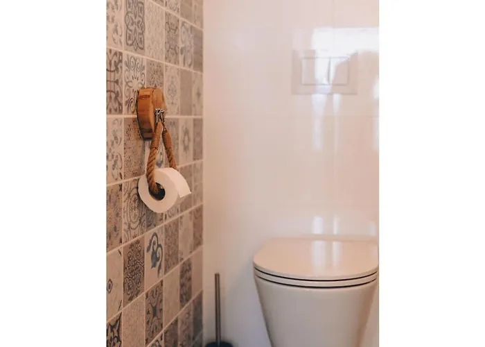 度假居 In With Swimming Pool 里斯卡