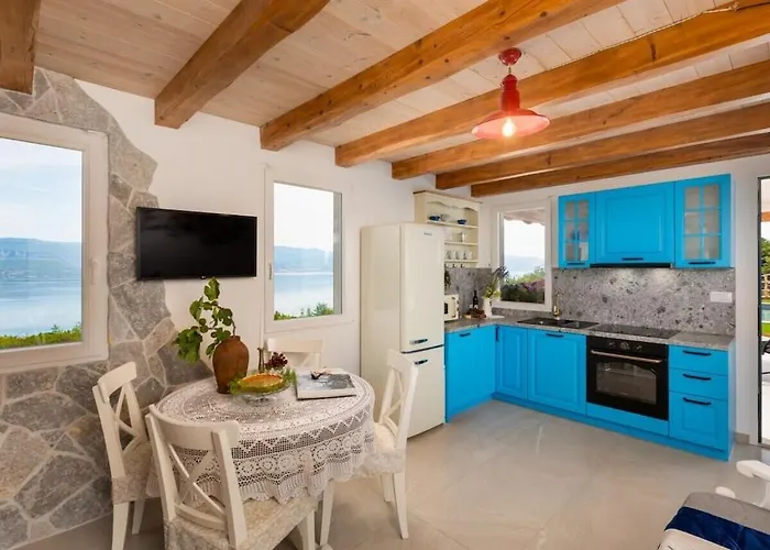 In With Swimming Pool